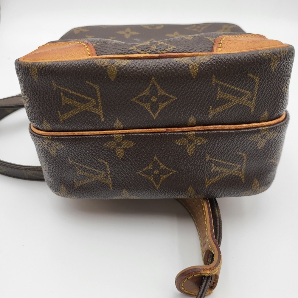 LOUIS VUITTON Monogram Canvas Amazone PM, Authentic w/COA. - Picture 6 of 16